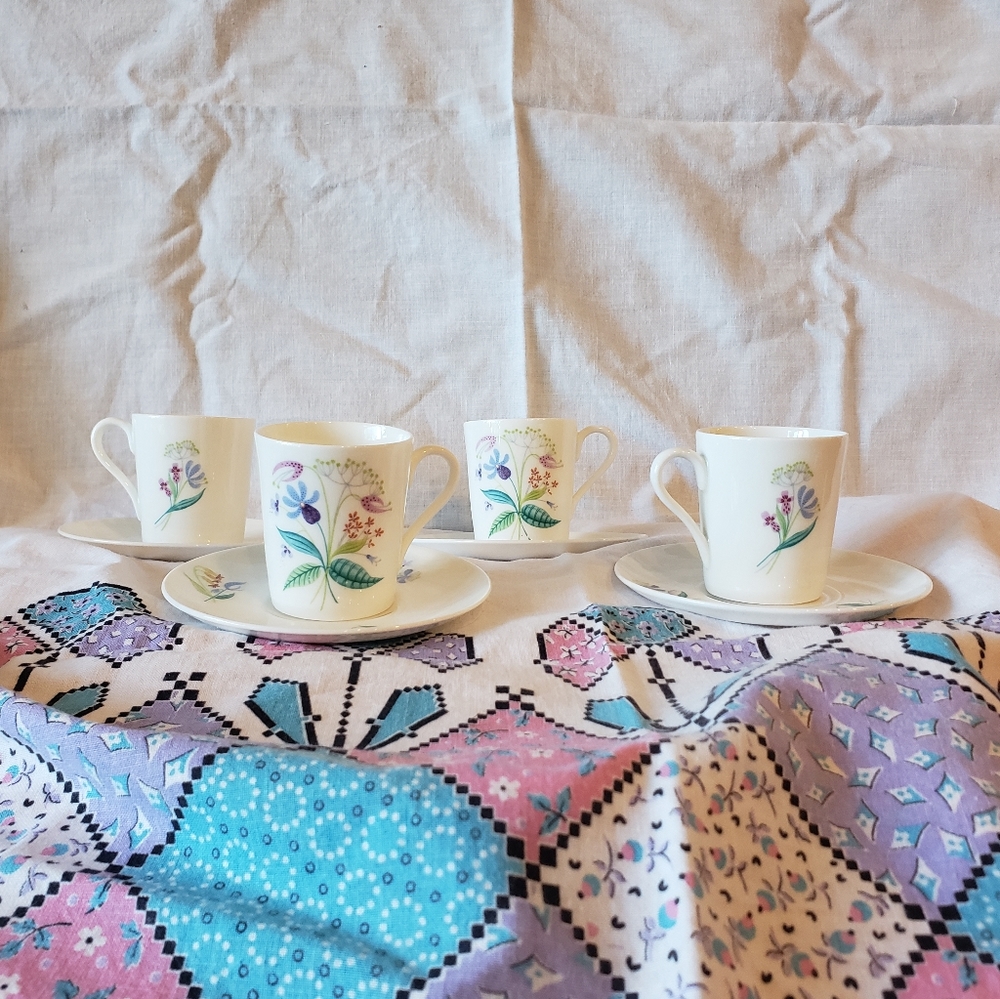 Set of 4 Gustavsberg Sweden Benporslin Florette Demitasse Espresso Cups/ Saucers